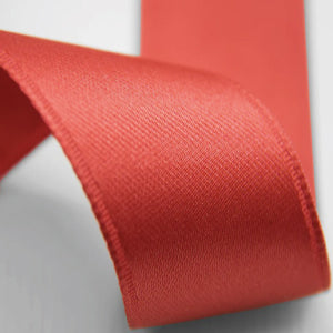 NASTRO IN DOPPIO RASO ROSSO CORALLO MM 16X25 MT