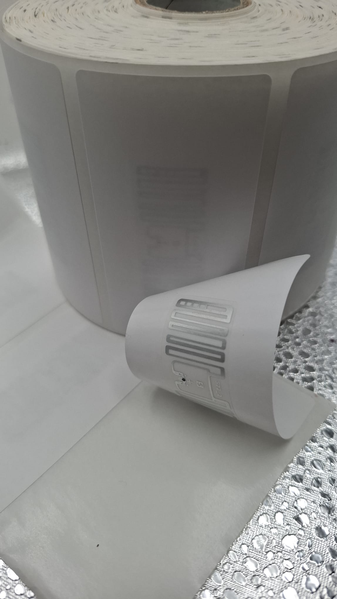 STAMPA E CODIFICA ETICHETTE RFID 75 X 45 MM PER FORNITURE AERONAUTICA ESERCITO MARINA CARABINIERI